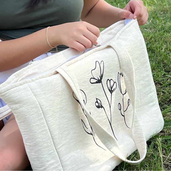 Large Cotton Canvas Tote - Picture 13 of 13